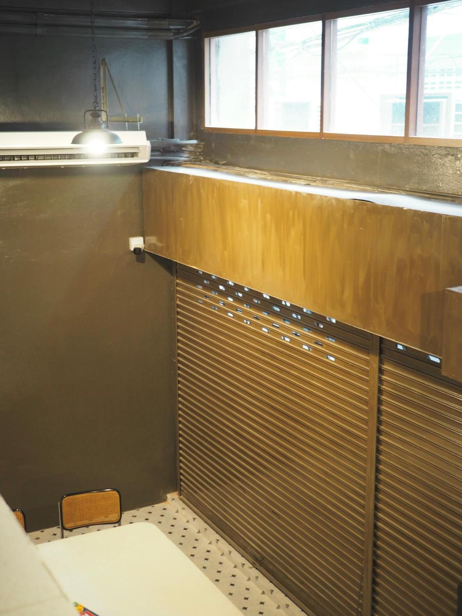 Krung Tone Hostel Bangkok Luaran gambar